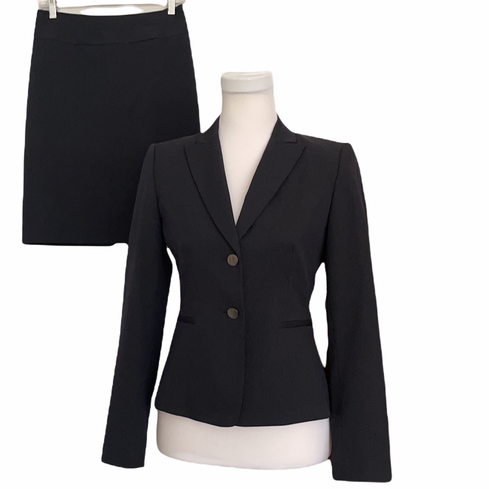 Tahari Midnight Blue Pinstriped Skirt Set